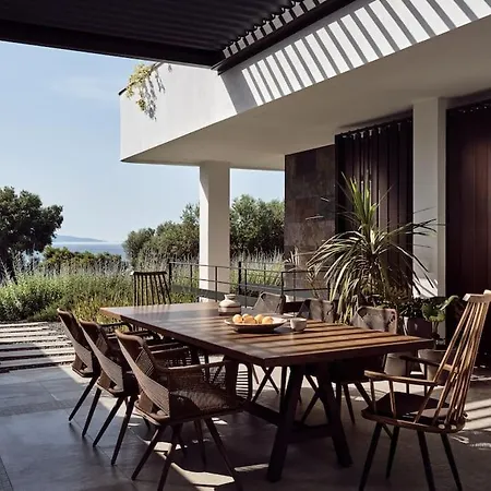 Sea Breeze Haven Villa Lagomandra