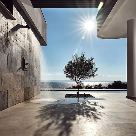 Sea Breeze Haven Lagomandra